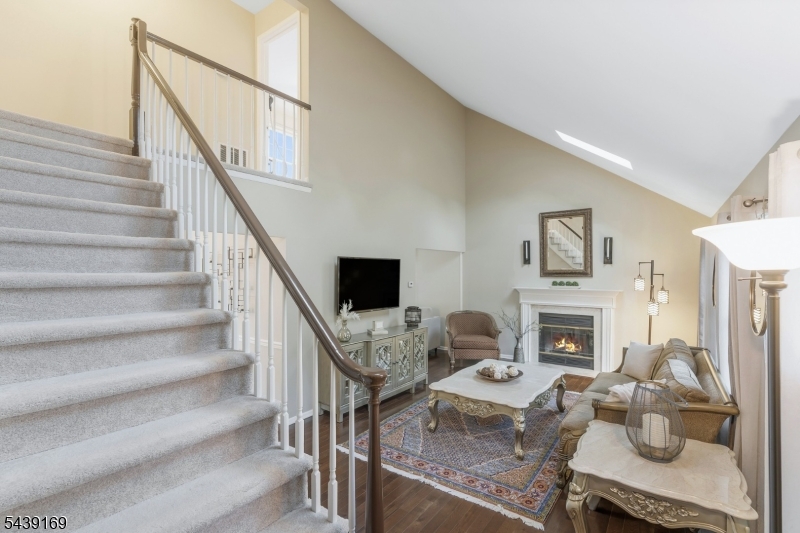 Spring Ridge - Residential