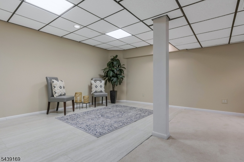 Spring Ridge - Residential