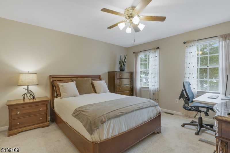 Spring Ridge - Residential