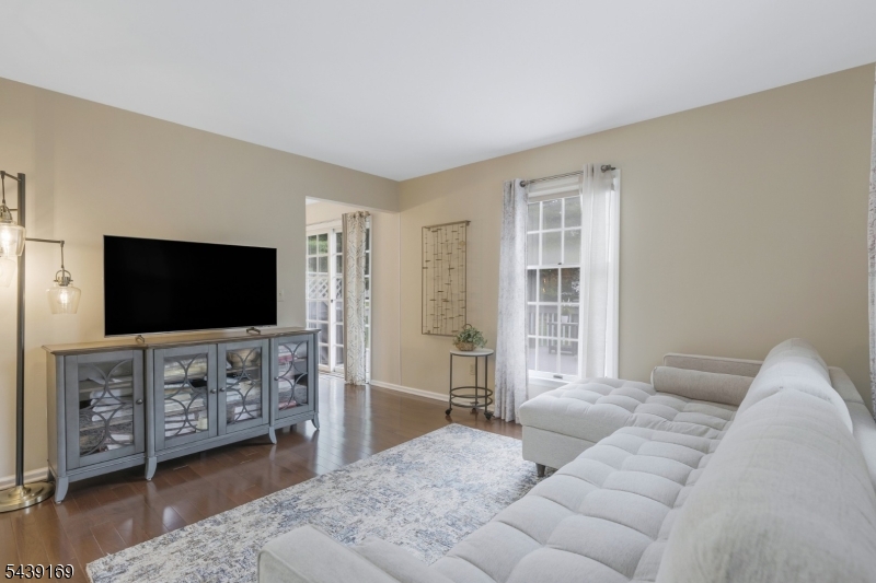 Spring Ridge - Residential