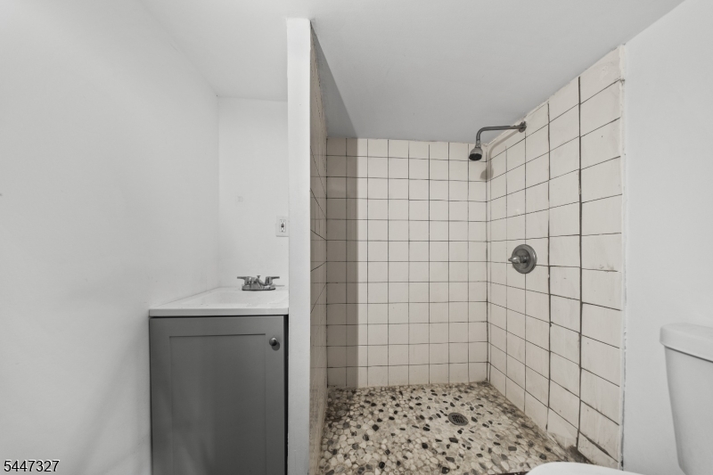 Elmora - Residential