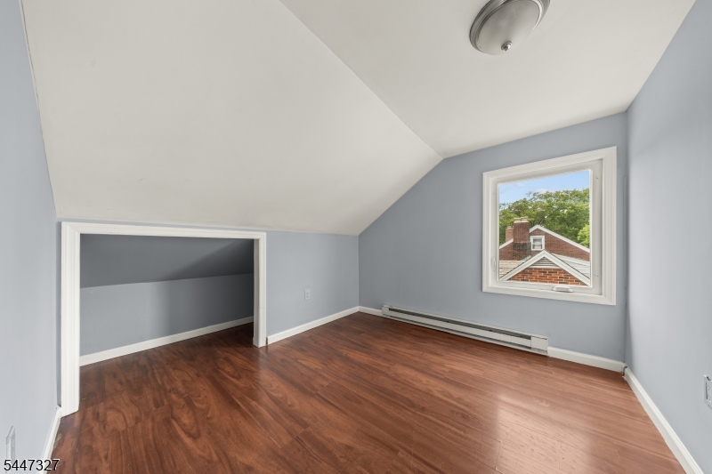 Elmora - Residential