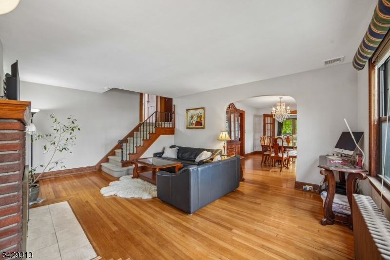 COLLINS - Residential