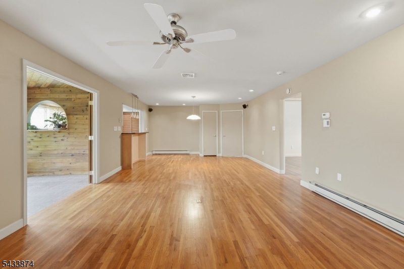 Montague - Residential