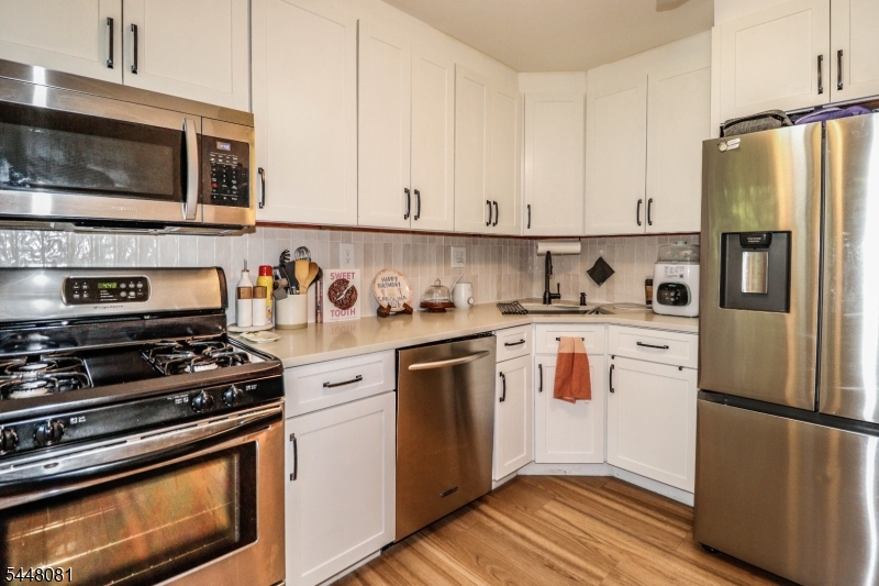 Brookside Square - Residential