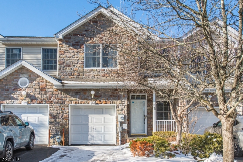 Mazda Brook Commons - Residential