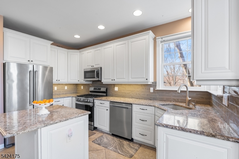 Hills- Carlisle - Residential