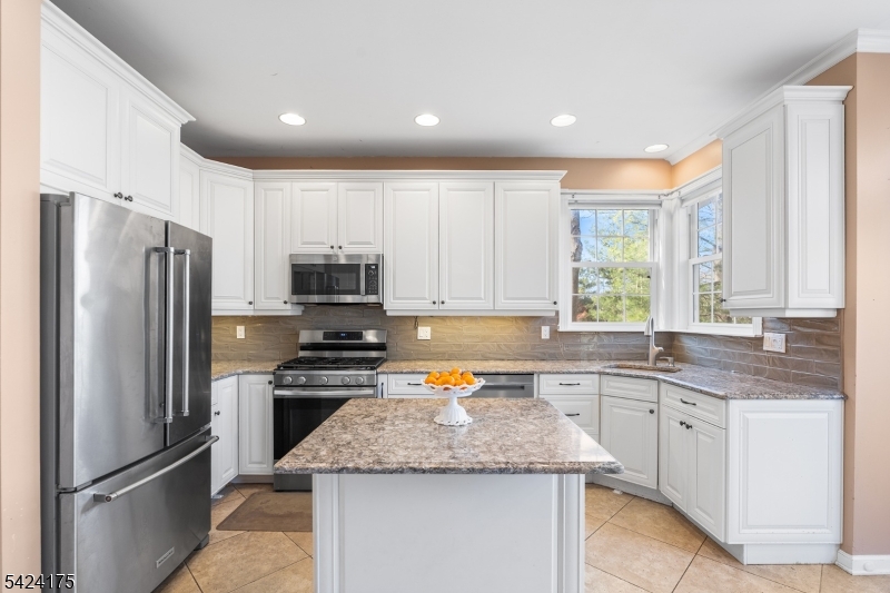 Hills- Carlisle - Residential
