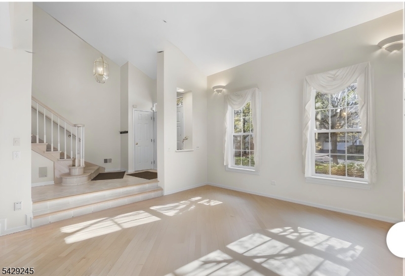 Hills- Carlisle - Residential