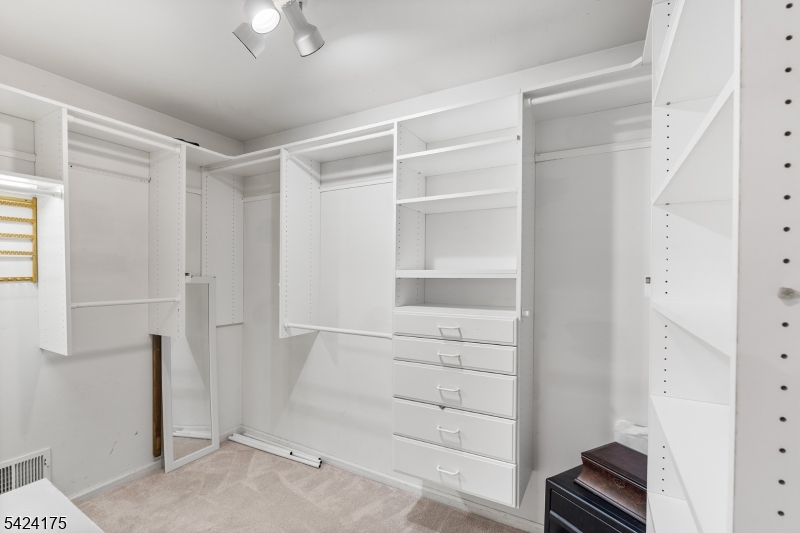 Hills- Carlisle - Residential