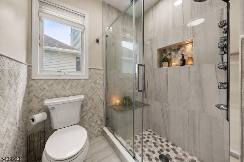 Glenmont Commons - Residential