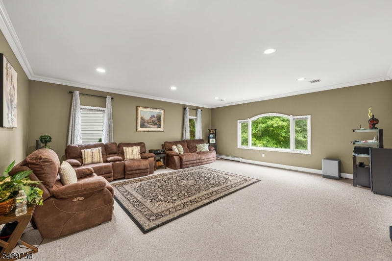 Glenmont Commons - Residential