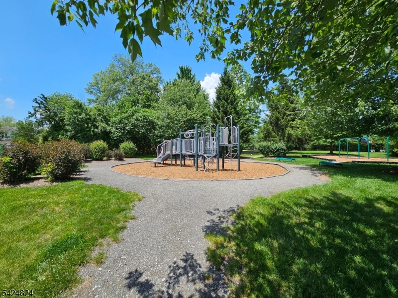 CARRIAGE GATE - Residential