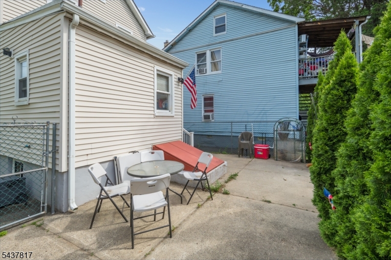 East End - Residential
