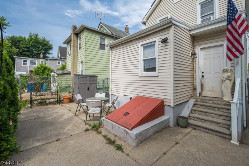 East End - Residential
