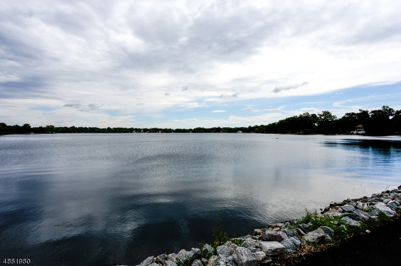 Lake Hiawatha - Residential