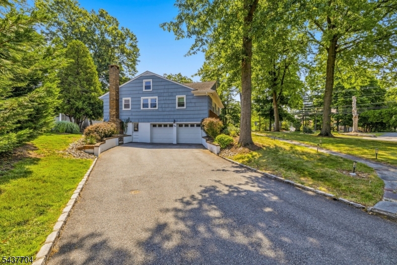 Riker Hill - Residential