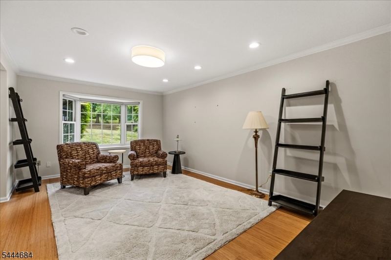 Countryside Manor - Residential