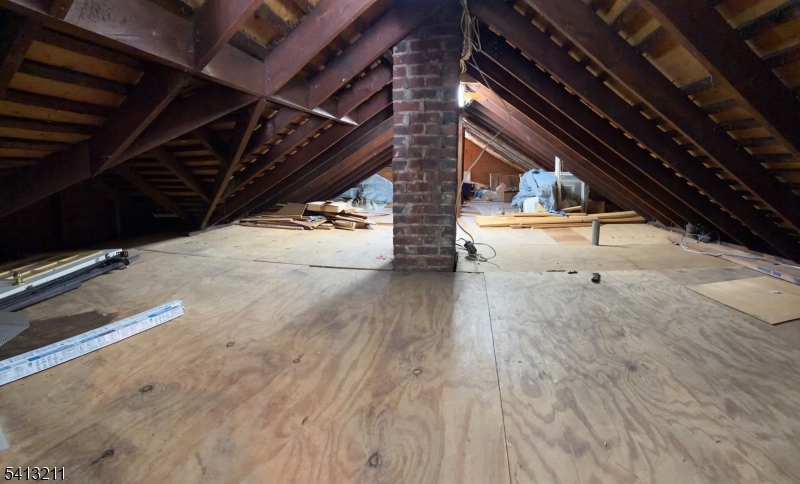 Walnut School - Residential Lease