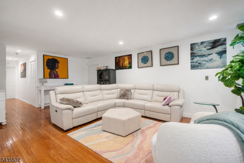 Garret Height - Residential