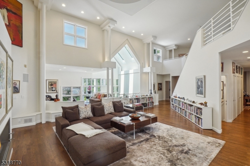 Bel Air - Residential