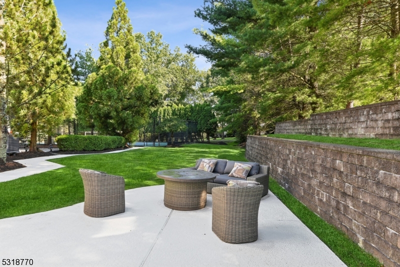Bel Air - Residential