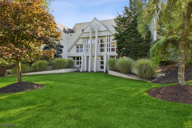 Bel Air - Residential