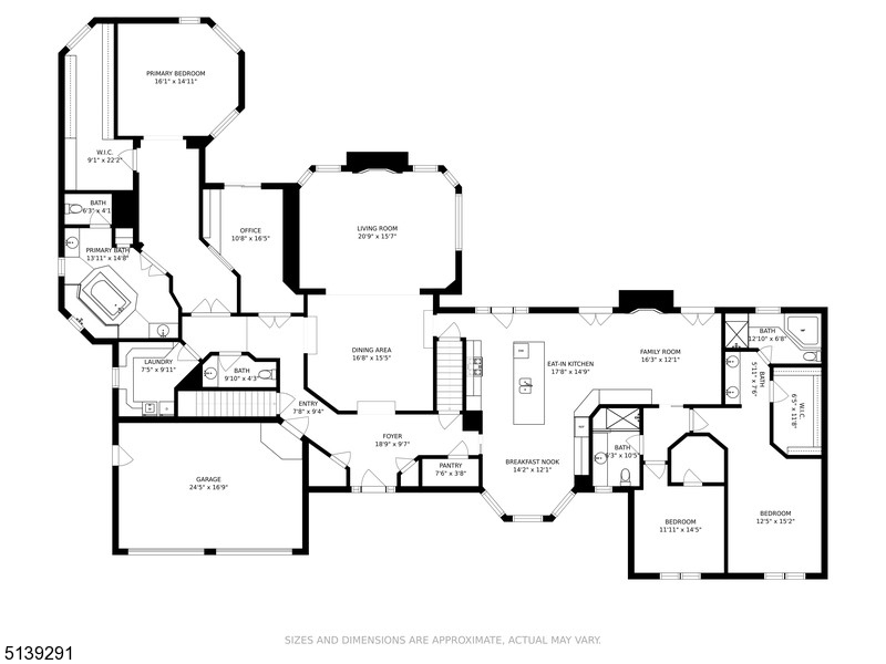 Main image without alt text