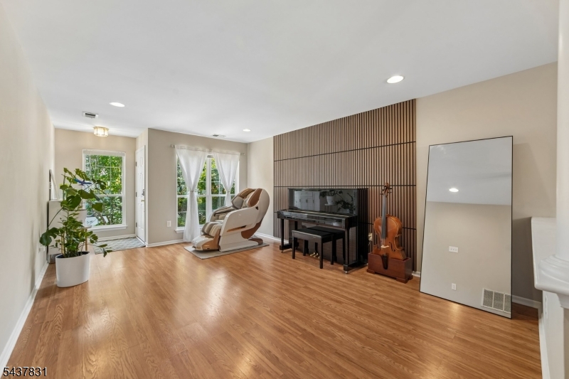 Hamilton Ridge - Residential