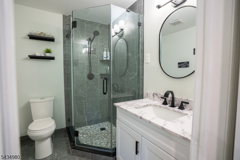 Middlegate Mews - Residential