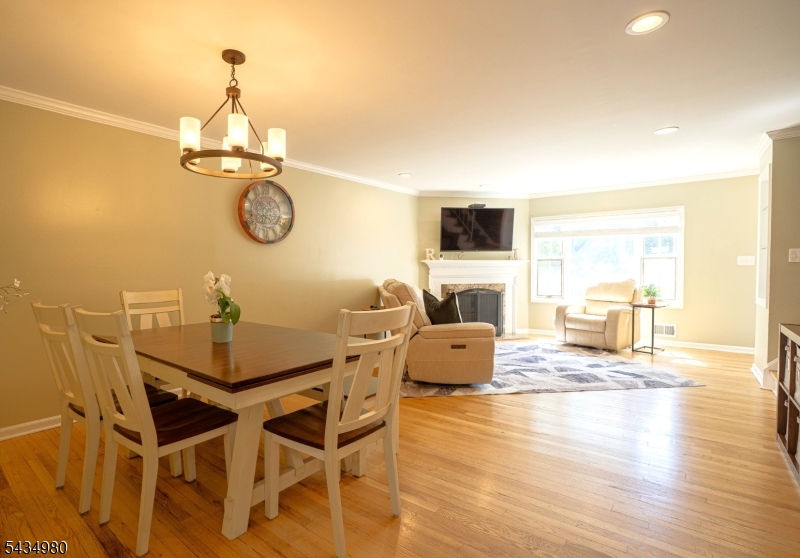Middlegate Mews - Residential