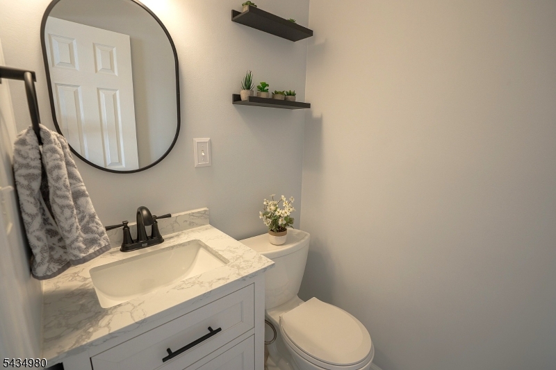 Middlegate Mews - Residential