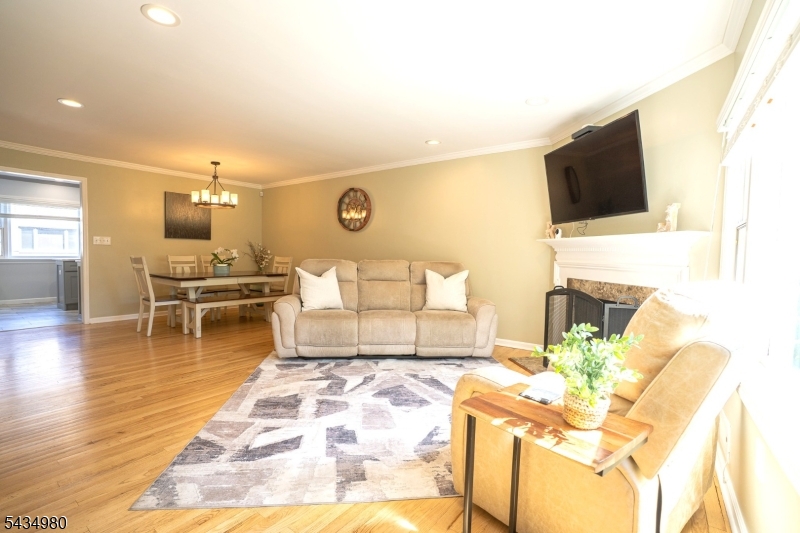 Middlegate Mews - Residential
