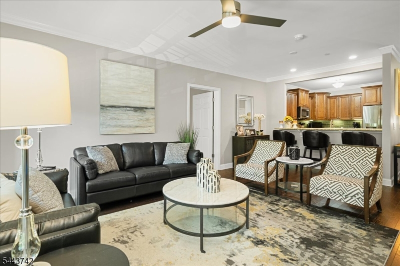 Fox Ridge at Greenbriar - Residential