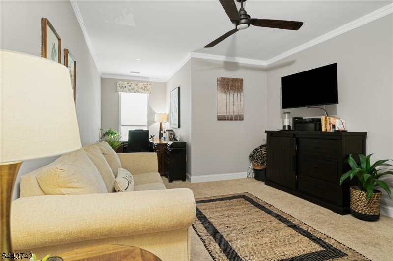 Fox Ridge at Greenbriar - Residential