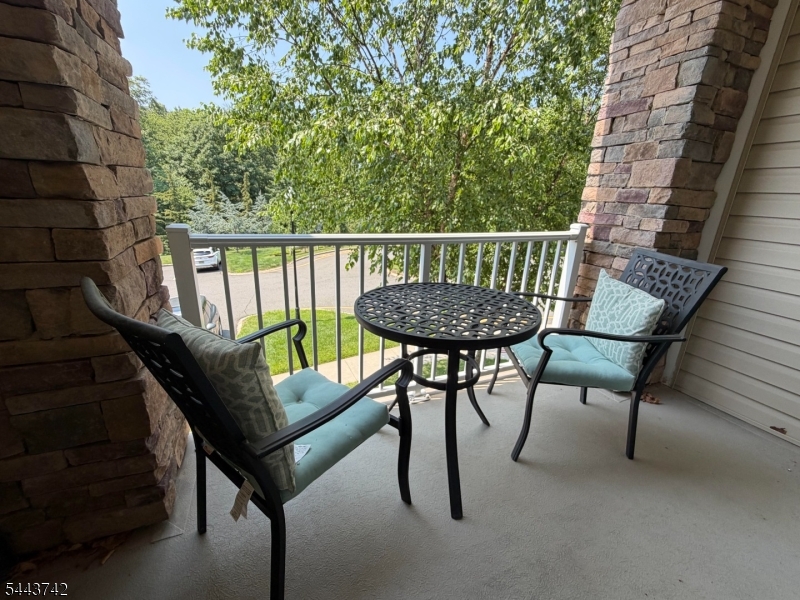 Fox Ridge at Greenbriar - Residential