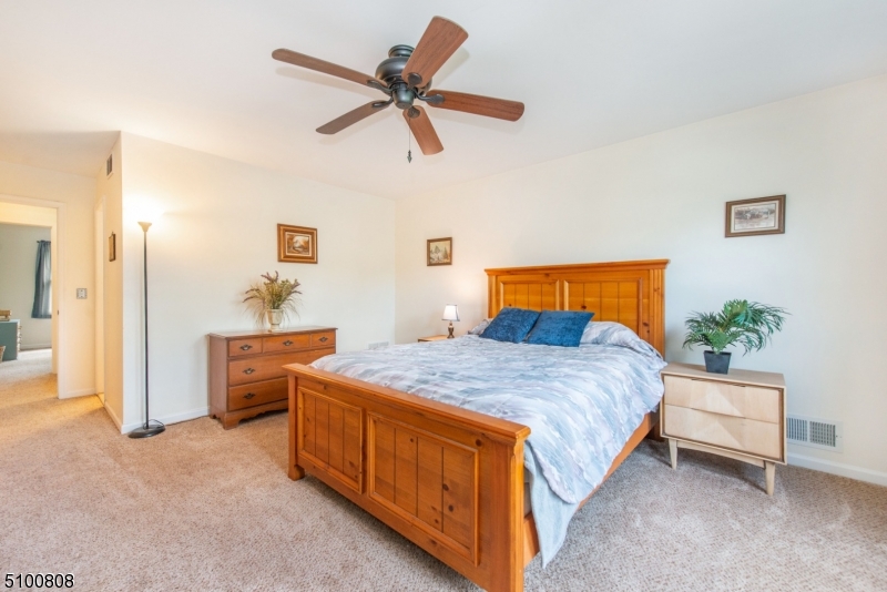 Oak Hill at Independence - Residential