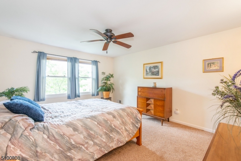 Oak Hill at Independence - Residential