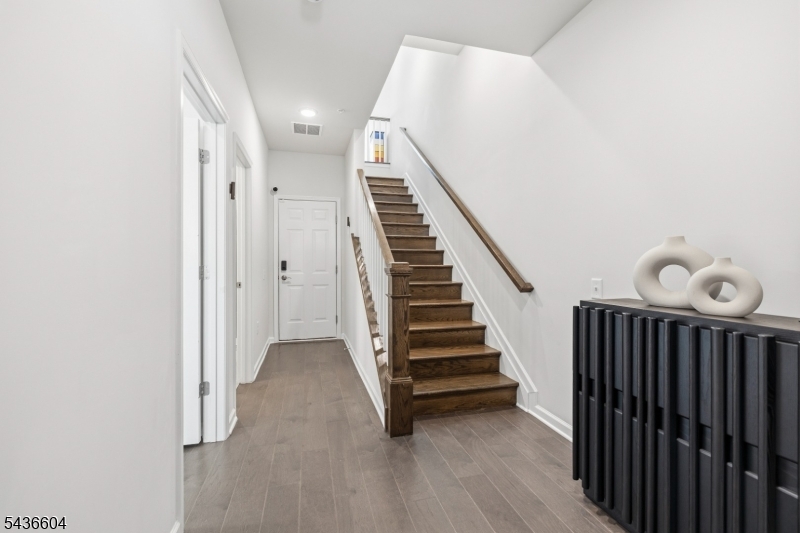 Livingston Square - Residential