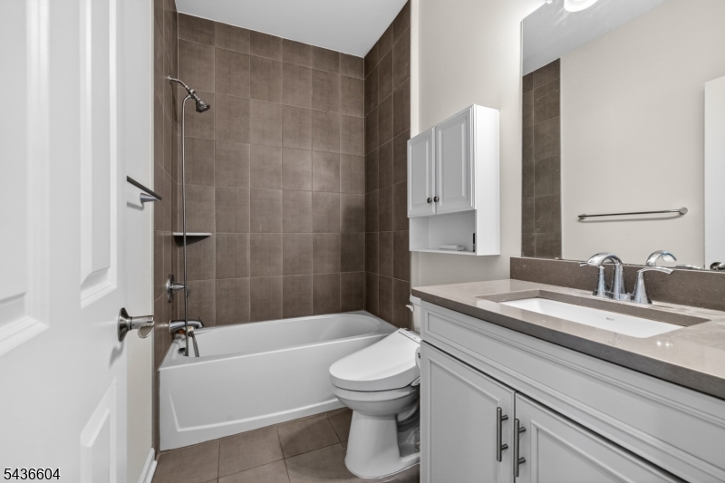 Livingston Square - Residential