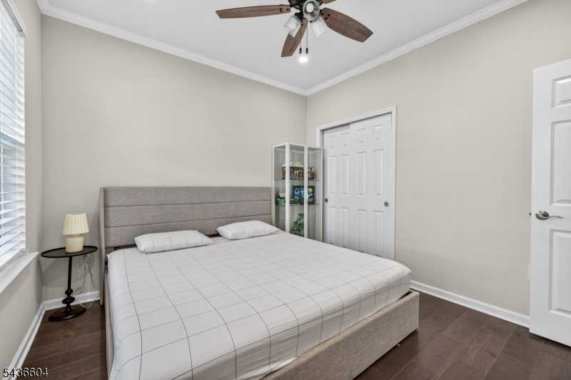 Livingston Square - Residential