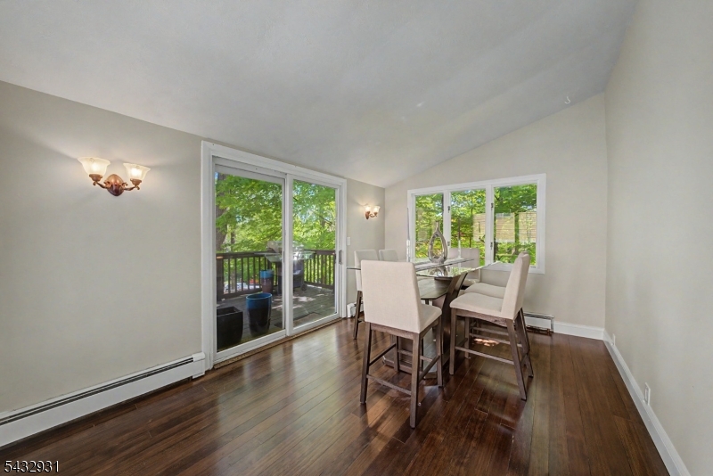 LAKE SHAWNEE - Residential