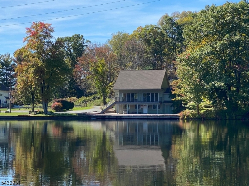 LAKE SHAWNEE - Residential