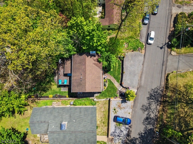 LAKE SHAWNEE - Residential