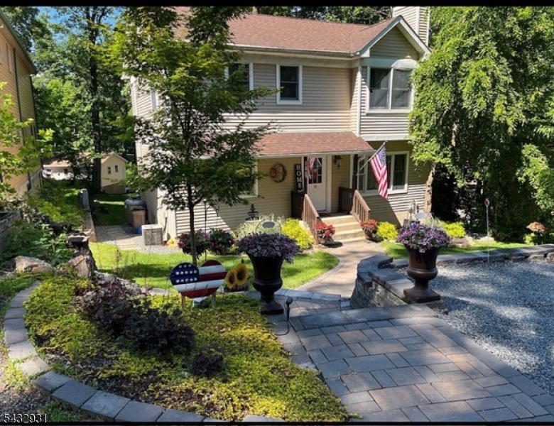 LAKE SHAWNEE - Residential