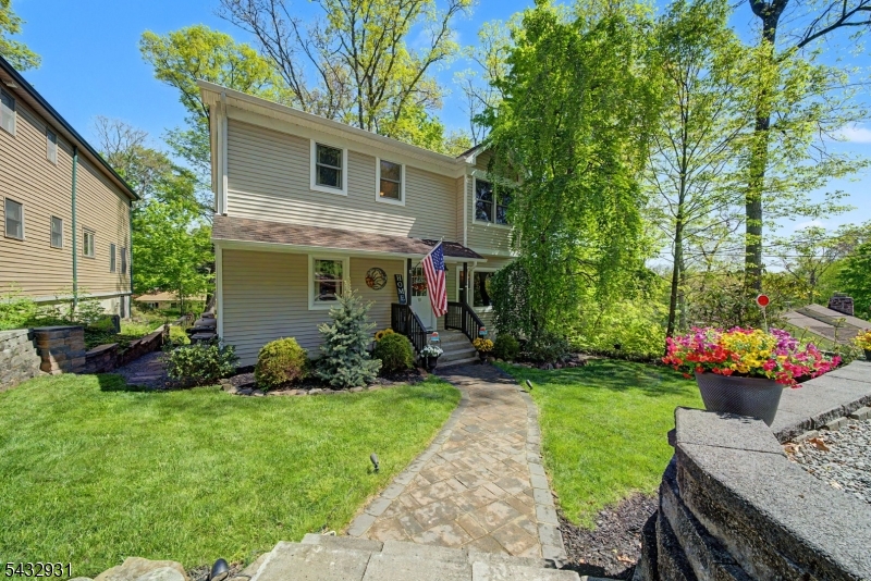 LAKE SHAWNEE - Residential