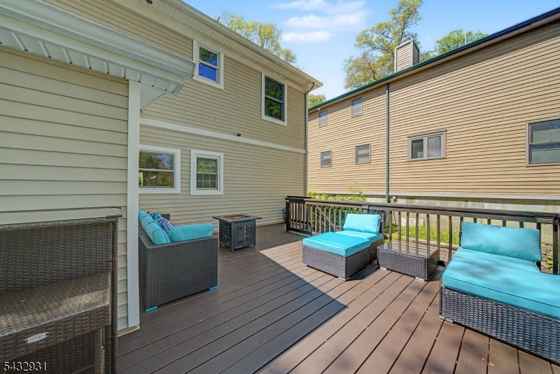LAKE SHAWNEE - Residential