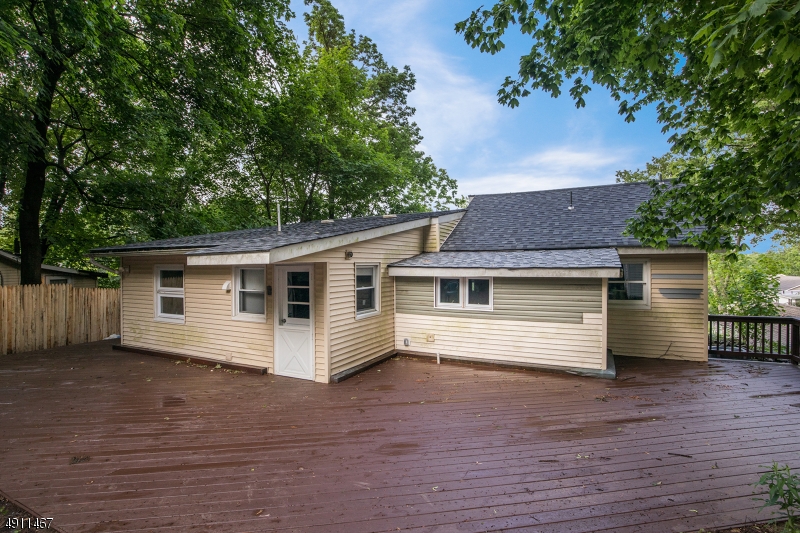 LAKE HOPATCONG - Residential Lease