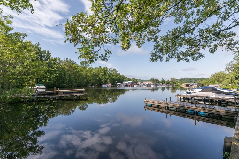 LAKE HOPATCONG - Residential Lease