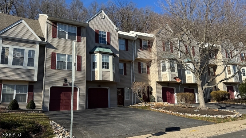 FAIRWAY GREENS - Residential